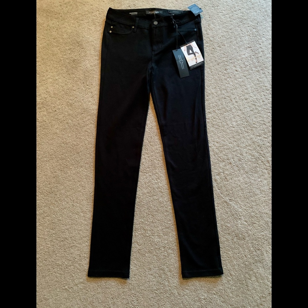 NWT Wms  Liverpool Anita leggings BLK size 8/29